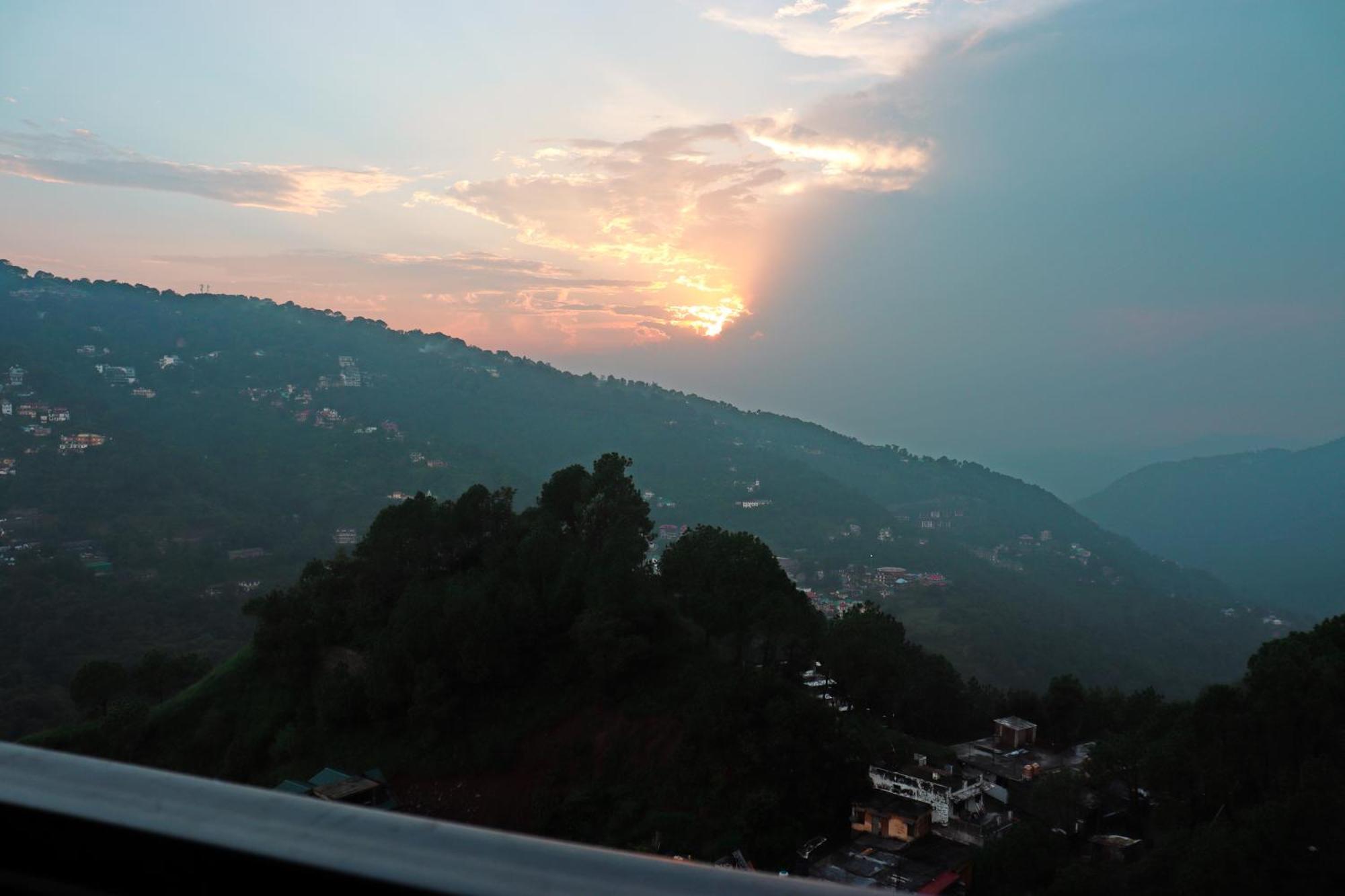 Rosetum Kasauli Otel Dış mekan fotoğraf